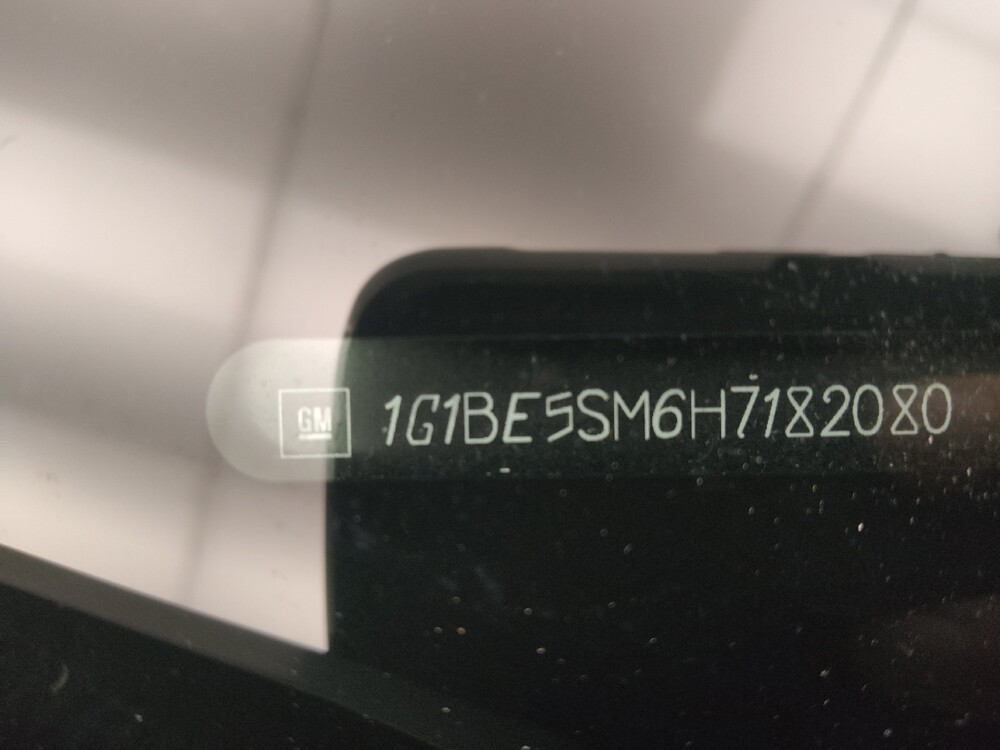 2017 Chevrolet Cruze in Peoria, IL 61615 - 18086712 33