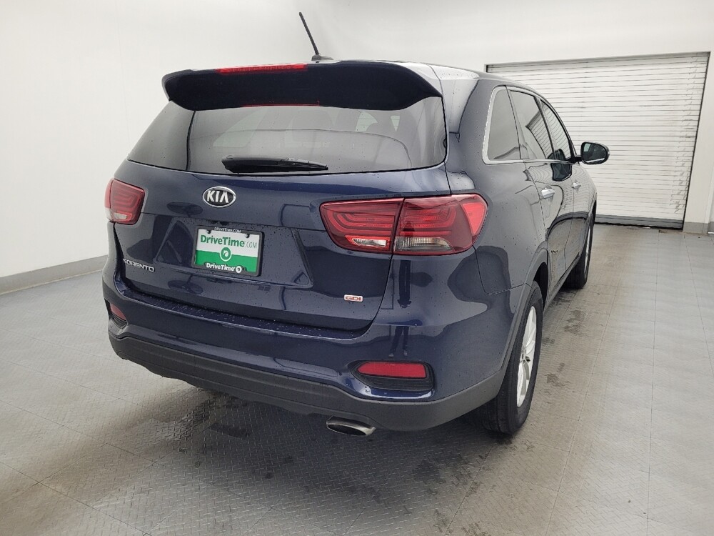 2019 Kia Sorento in Greensboro, NC 27407 - 18086714 7