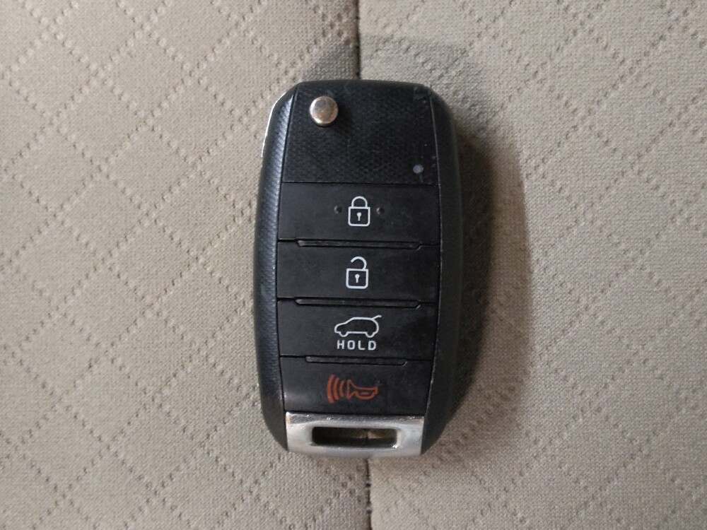 2018 Kia Sorento in Wilmington, NC 28405 - 18086715 32