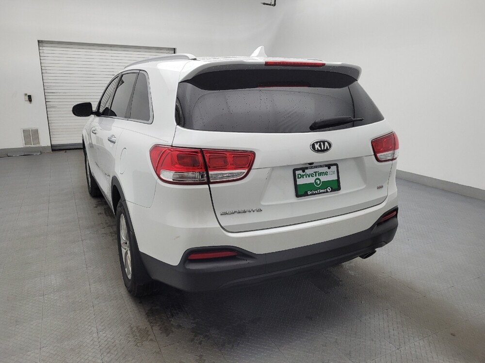 2018 Kia Sorento in Wilmington, NC 28405 - 18086715 6