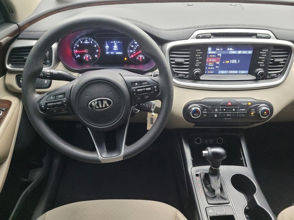2018 Kia Sorento in Wilmington, NC 28405 - 18086715 22