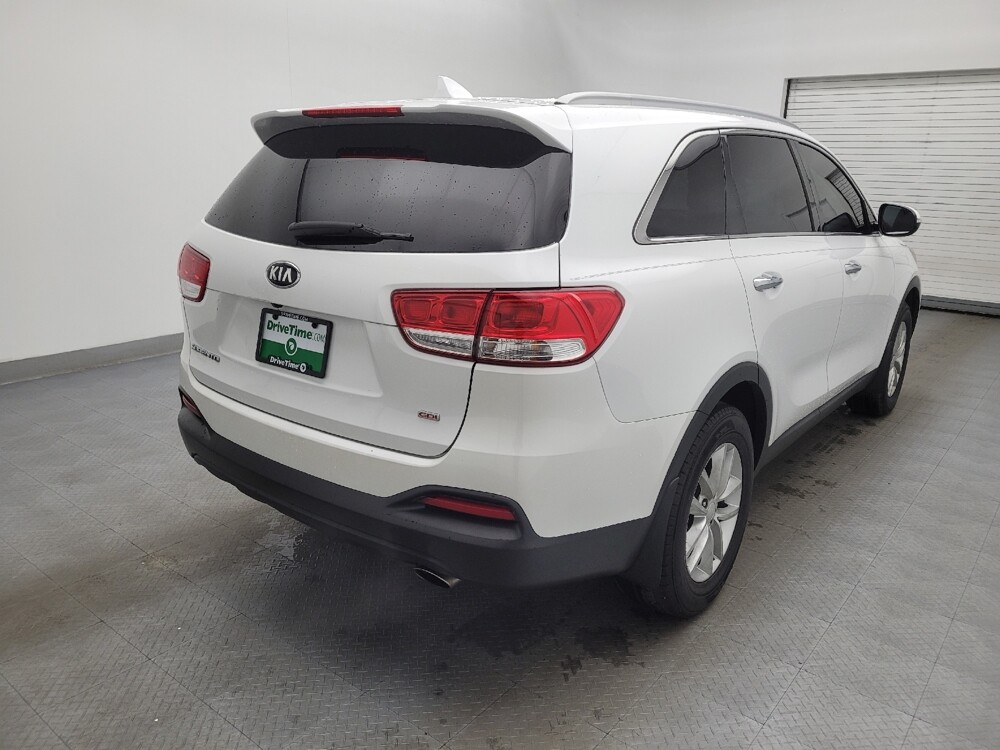 2018 Kia Sorento in Wilmington, NC 28405 - 18086715 9