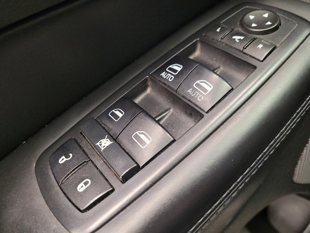 2016 Jeep Grand Cherokee in Downey, CA 90241 - 18086716 27