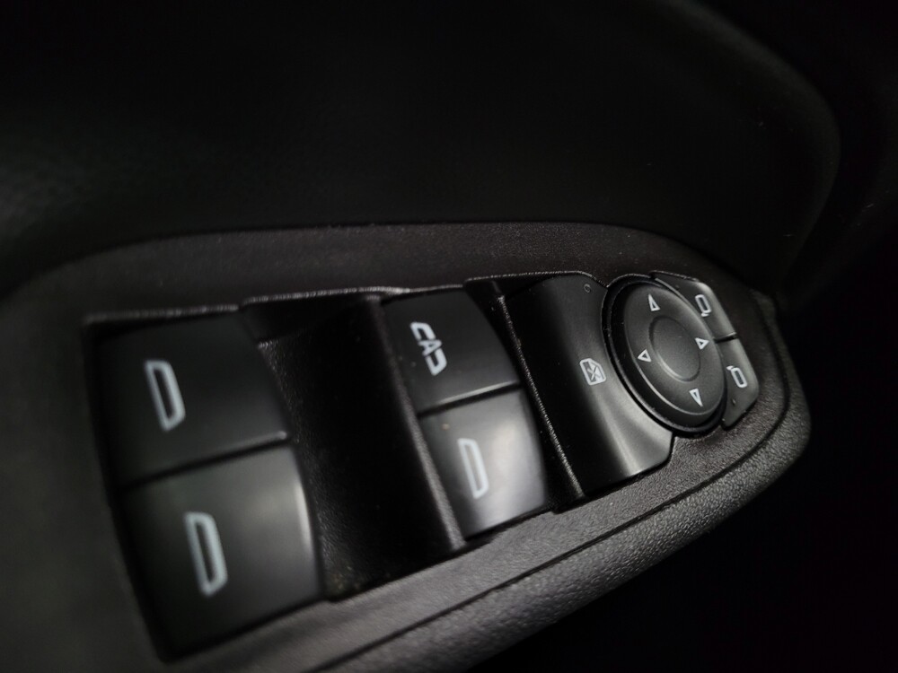 2019 Chevrolet Equinox in Las Vegas, NV 89104 - 18086718 27