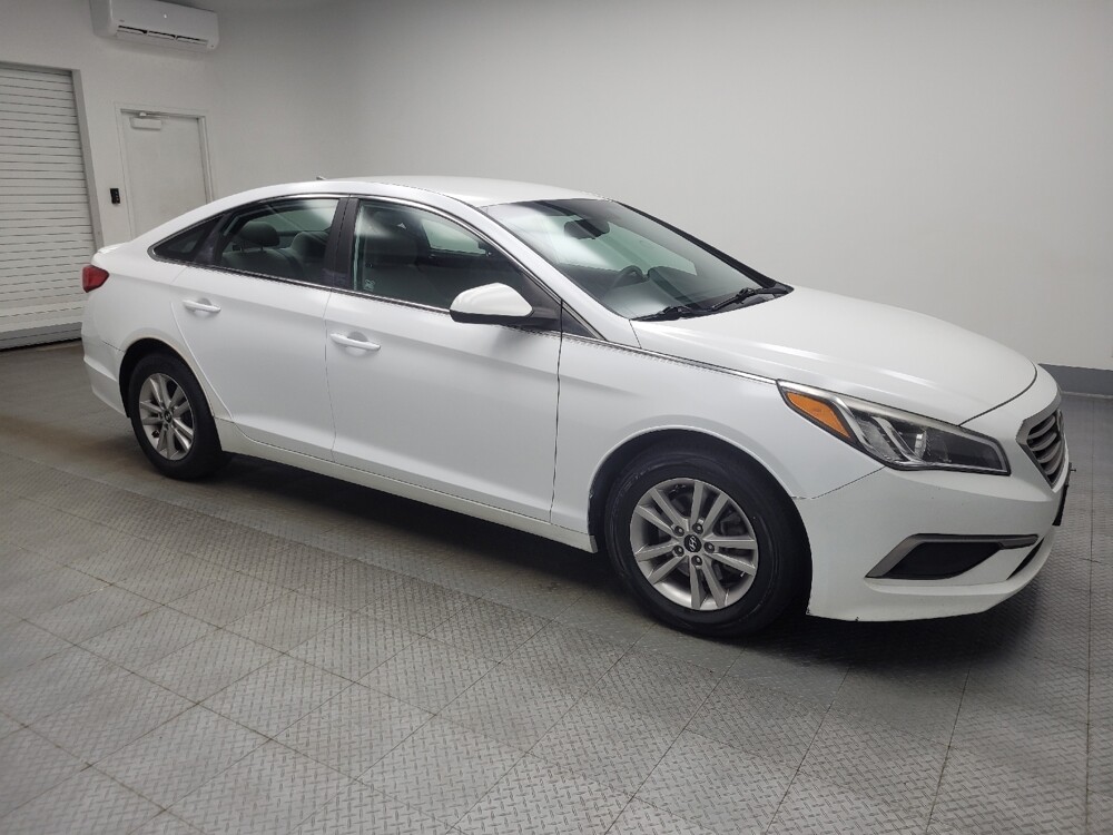 2016 Hyundai Sonata in Highland, IN 46322 - 18086719 11