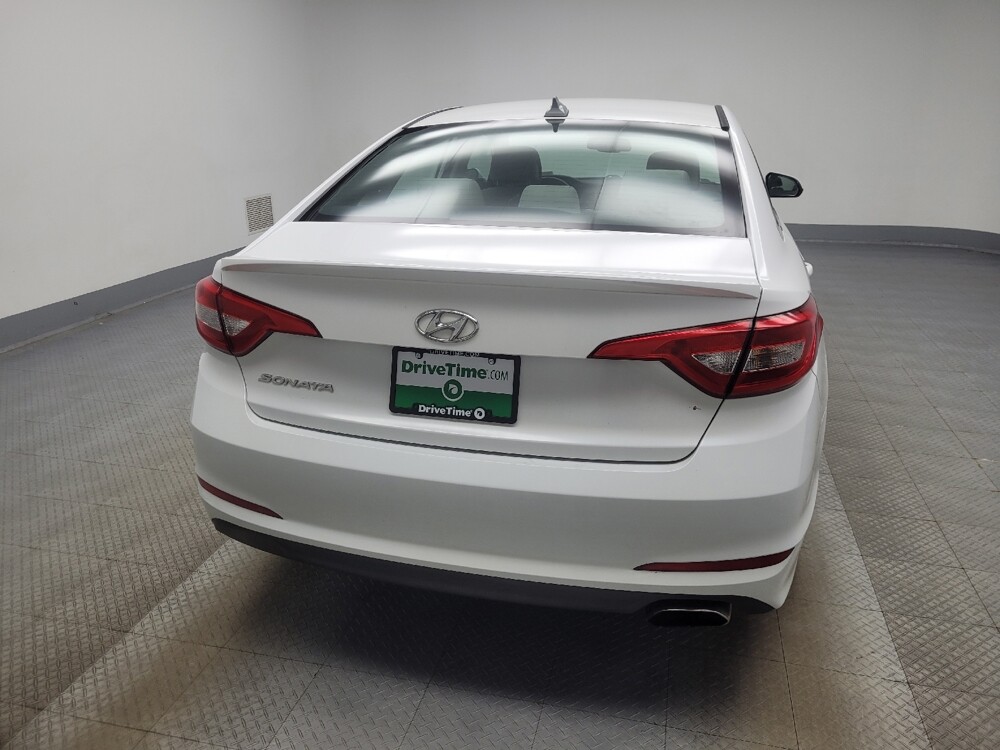 2016 Hyundai Sonata in Highland, IN 46322 - 18086719 7