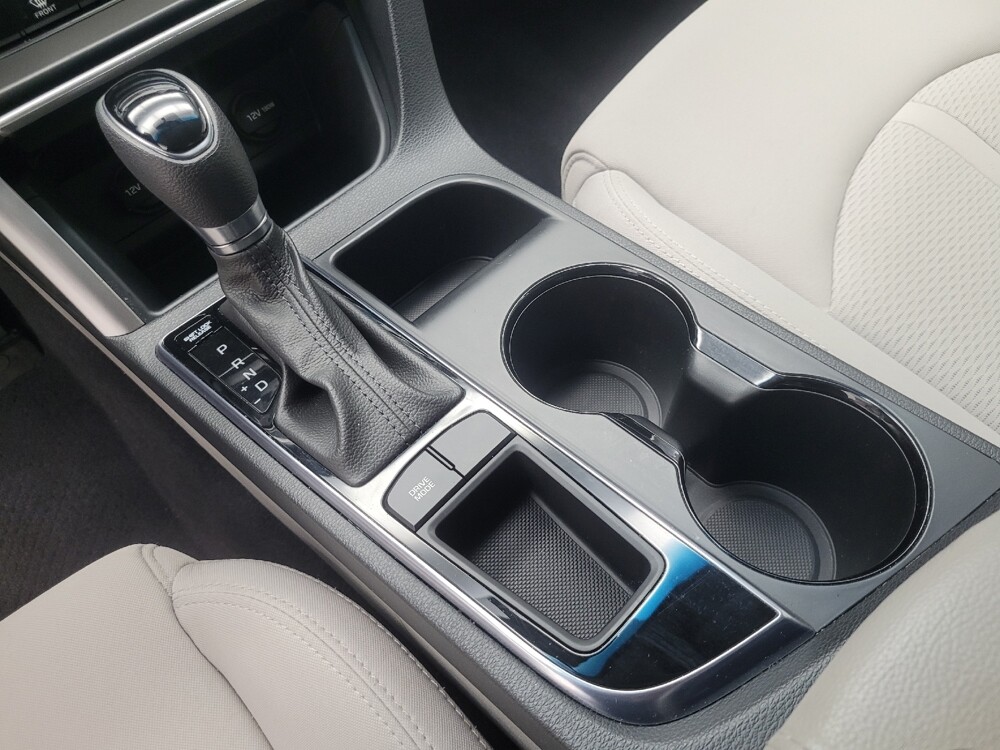 2016 Hyundai Sonata in Highland, IN 46322 - 18086719 26