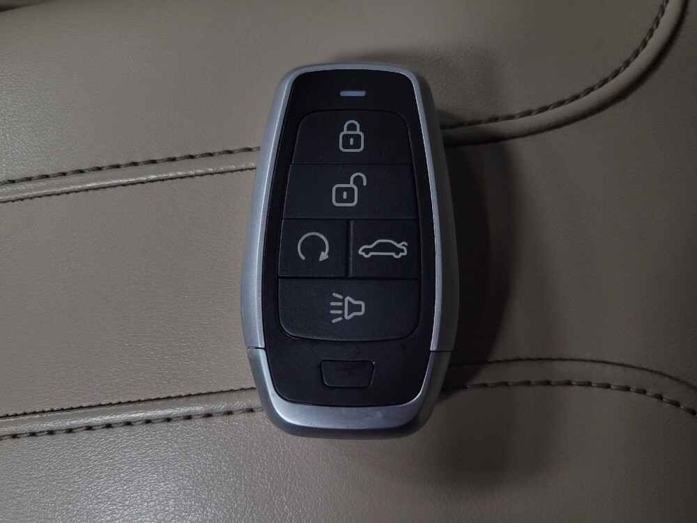 2019 Nissan Rogue in Union City, GA 30291 - 18086721 32