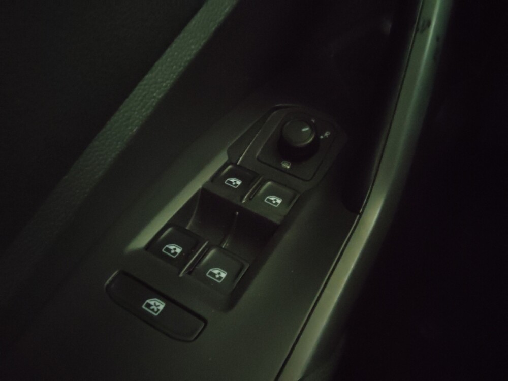 2019 Volkswagen Jetta in Morrow, GA 30260 - 18086722 27