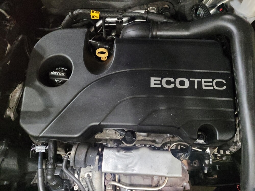 2020 Chevrolet Equinox in Chesapeake, VA 23320 - 18086725 30