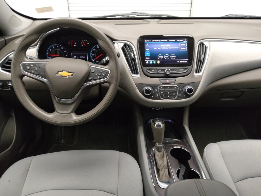 2019 Chevrolet Malibu in Plano, TX 75074 - 18086729 22