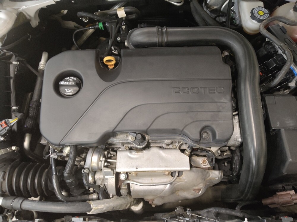 2019 Chevrolet Malibu in Plano, TX 75074 - 18086729 30