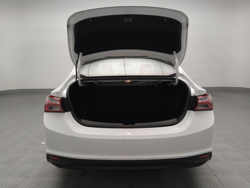 2019 Chevrolet Malibu in Plano, TX 75074 - 18086729 29