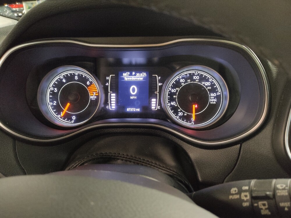 2020 Jeep Cherokee in Fort Worth, TX 76116 - 18086731 23