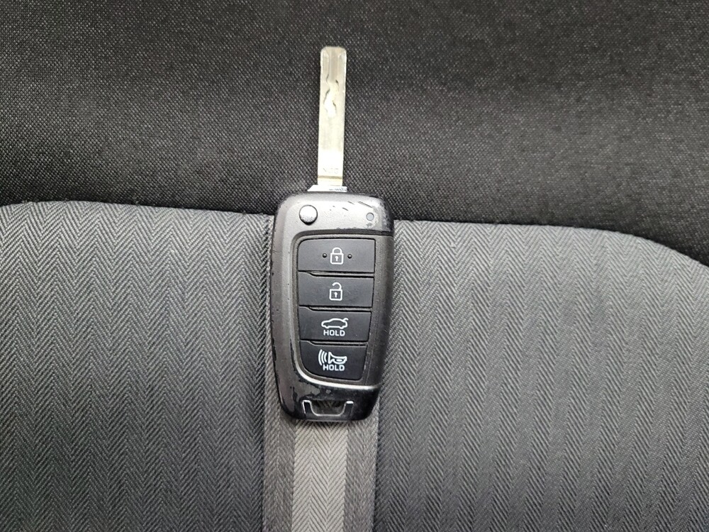 2022 Hyundai Sonata in Las Vegas, NV 89104 - 18086735 32