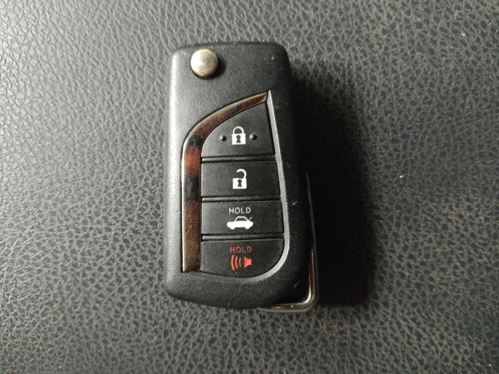 2018 Toyota Camry in Gastonia, NC 28056 - 18086743 32