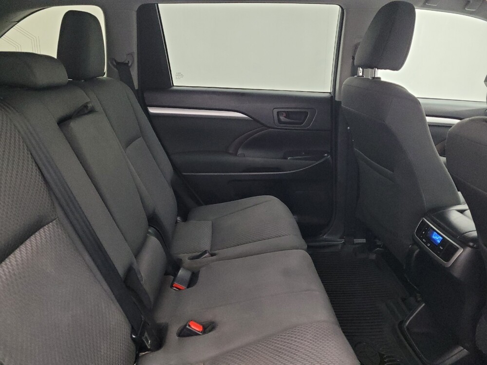 2018 Toyota Highlander in Gastonia, NC 28056 - 18086744 19