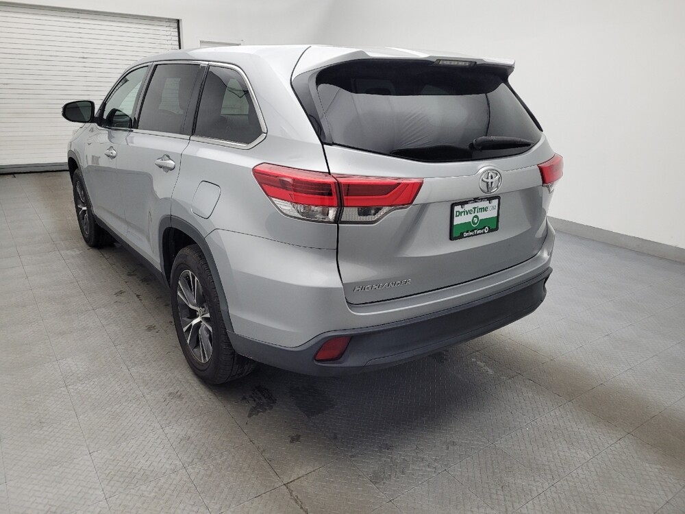 2018 Toyota Highlander in Gastonia, NC 28056 - 18086744 5