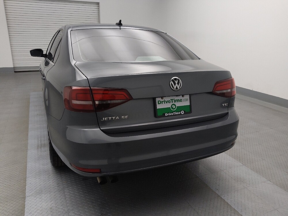 2017 Volkswagen Jetta in Lakewood, CO 80215 - 18086749 6