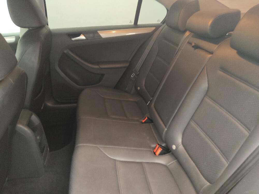 2017 Volkswagen Jetta in Lakewood, CO 80215 - 18086749 18