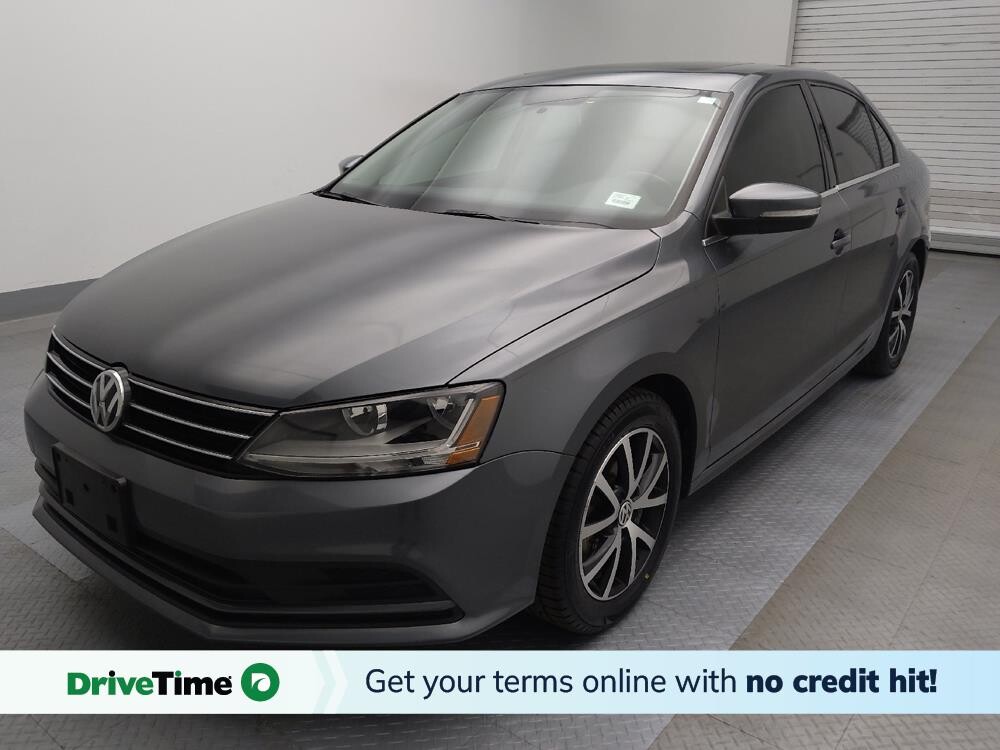 2017 Volkswagen Jetta in Lakewood, CO 80215 - 18086749