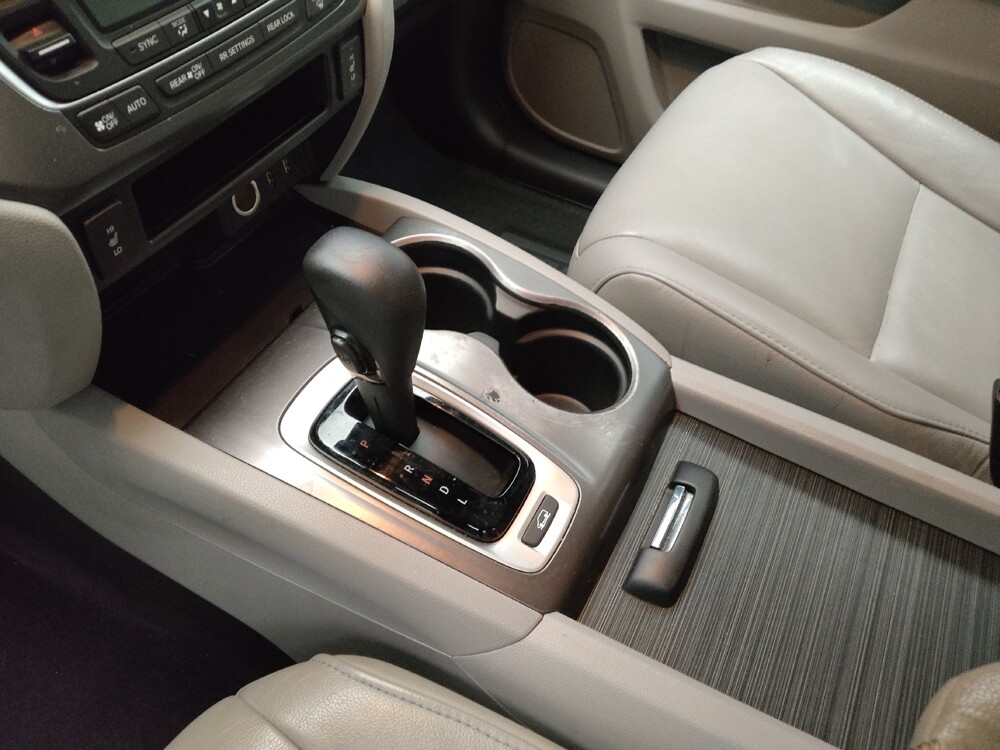 2018 Honda Pilot in Plano, TX 75074 - 18086756 26