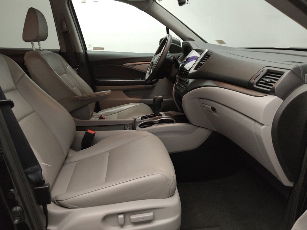 2018 Honda Pilot in Plano, TX 75074 - 18086756 21
