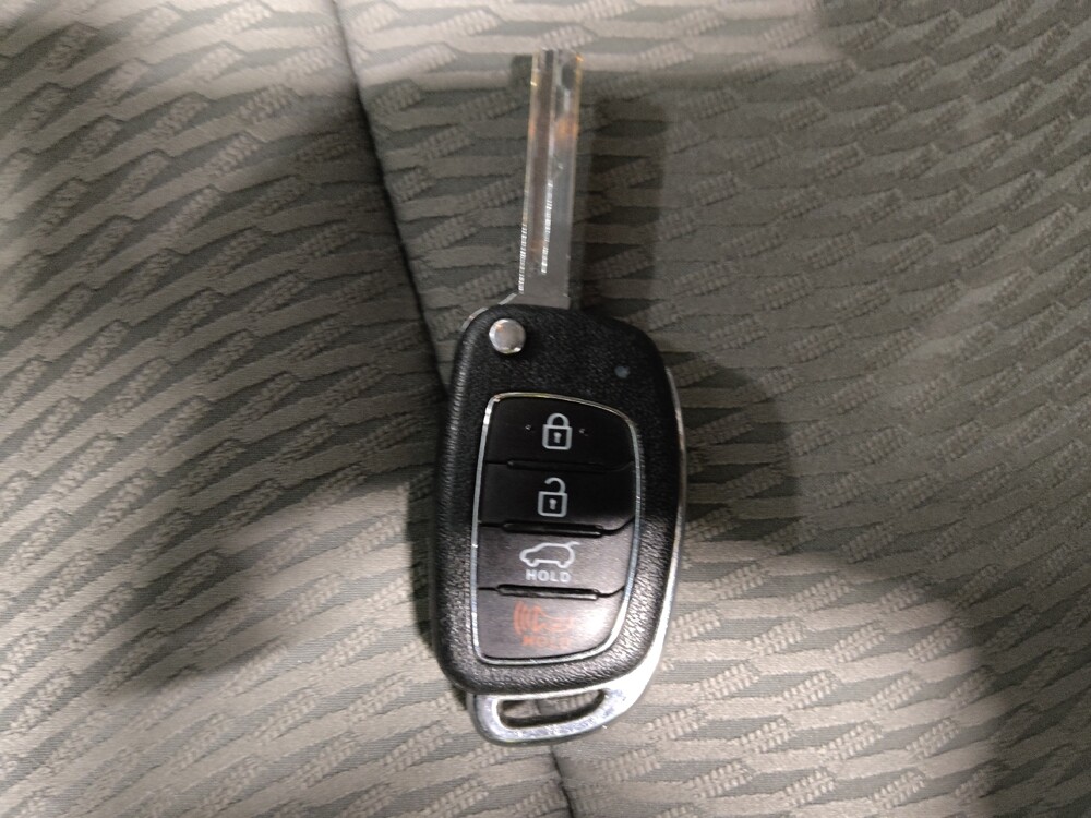 2018 Hyundai Santa Fe in Columbus, OH 43231 - 18086762 32