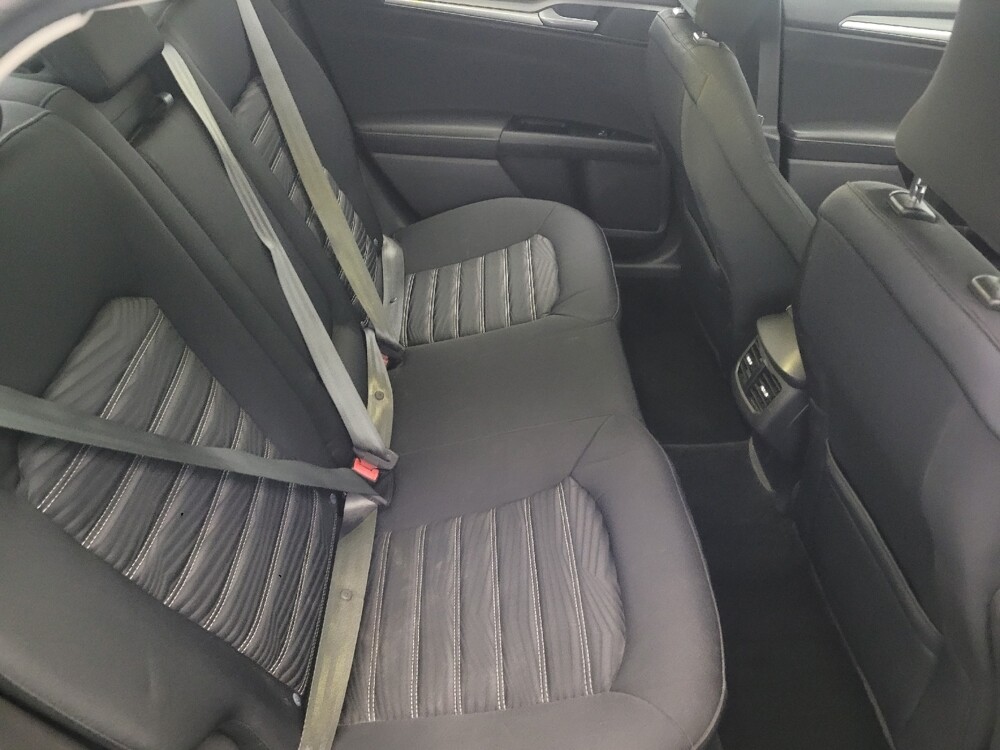 2016 Ford Fusion in Glen Burnie, MD 21061 - 18086766 19