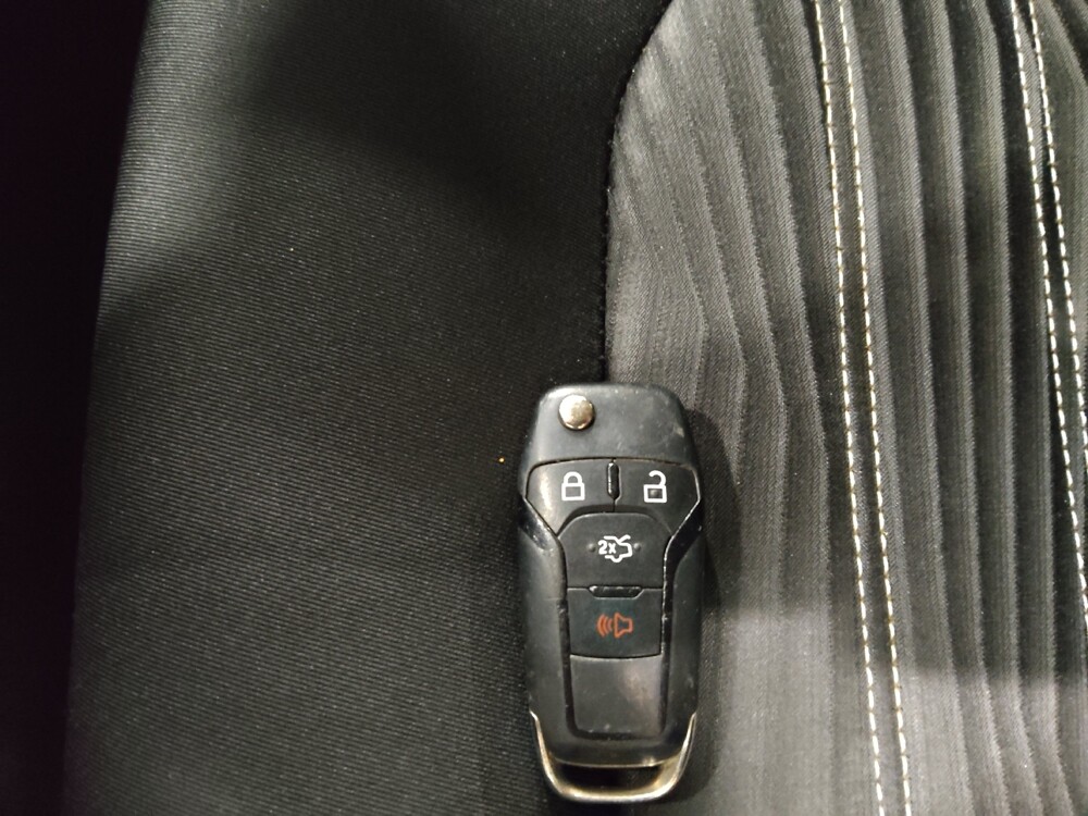 2016 Ford Fusion in Glen Burnie, MD 21061 - 18086766 32