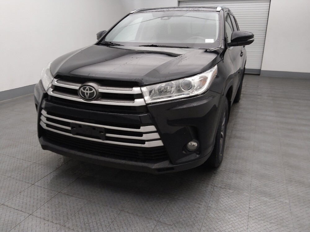 2019 Toyota Highlander in St. Louis, MO 63136 - 18086767 15