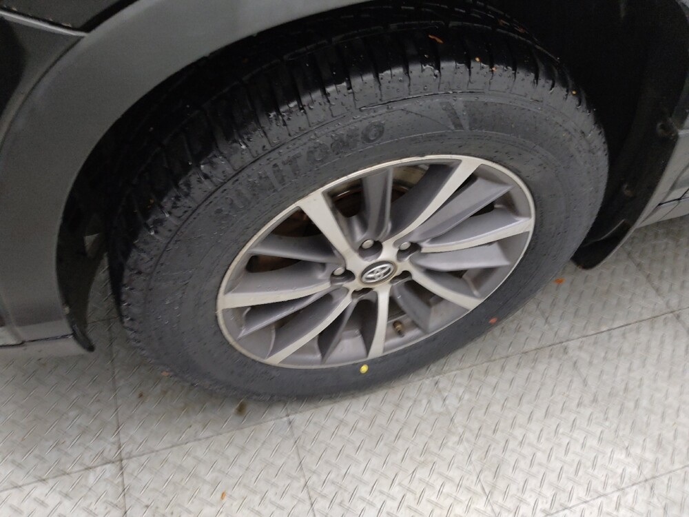 2019 Toyota Highlander in St. Louis, MO 63136 - 18086767 31