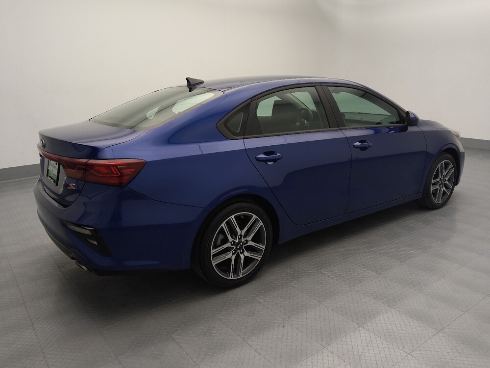 2019 Kia Forte in Independence, MO 64055 - 18086769 10