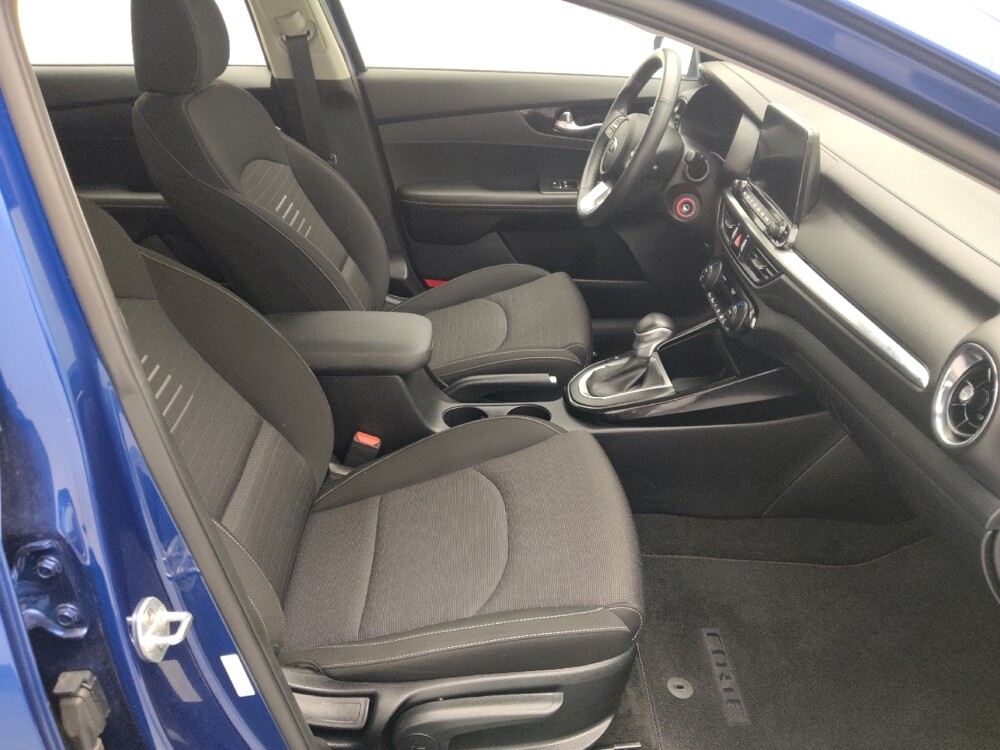 2019 Kia Forte in Independence, MO 64055 - 18086769 21