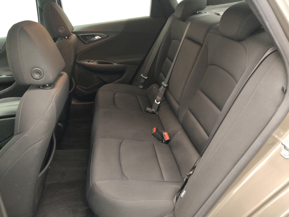 2020 Chevrolet Malibu in Independence, MO 64055 - 18086770 18