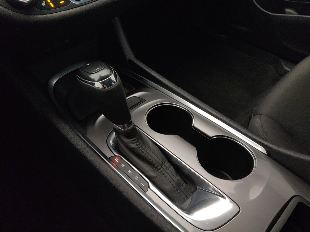 2020 Chevrolet Malibu in Independence, MO 64055 - 18086770 26