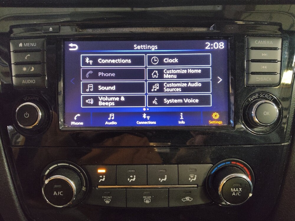 2019 Nissan Rogue Sport in Lauderdale Lakes, FL 33313 - 18086773 25