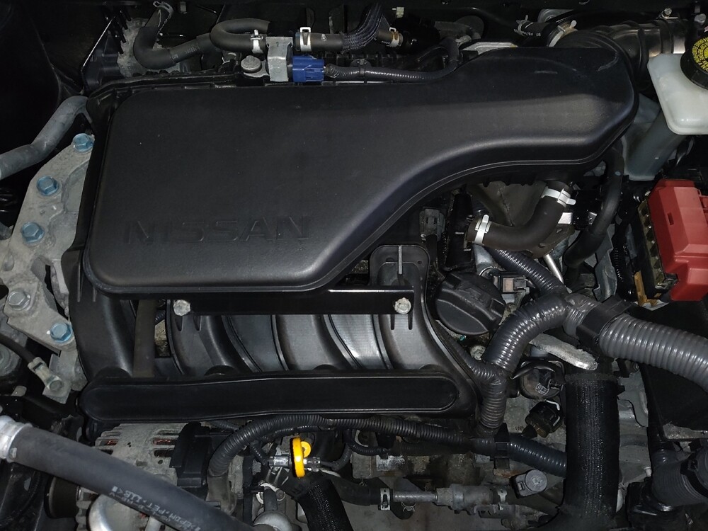 2019 Nissan Rogue Sport in Lauderdale Lakes, FL 33313 - 18086773 30