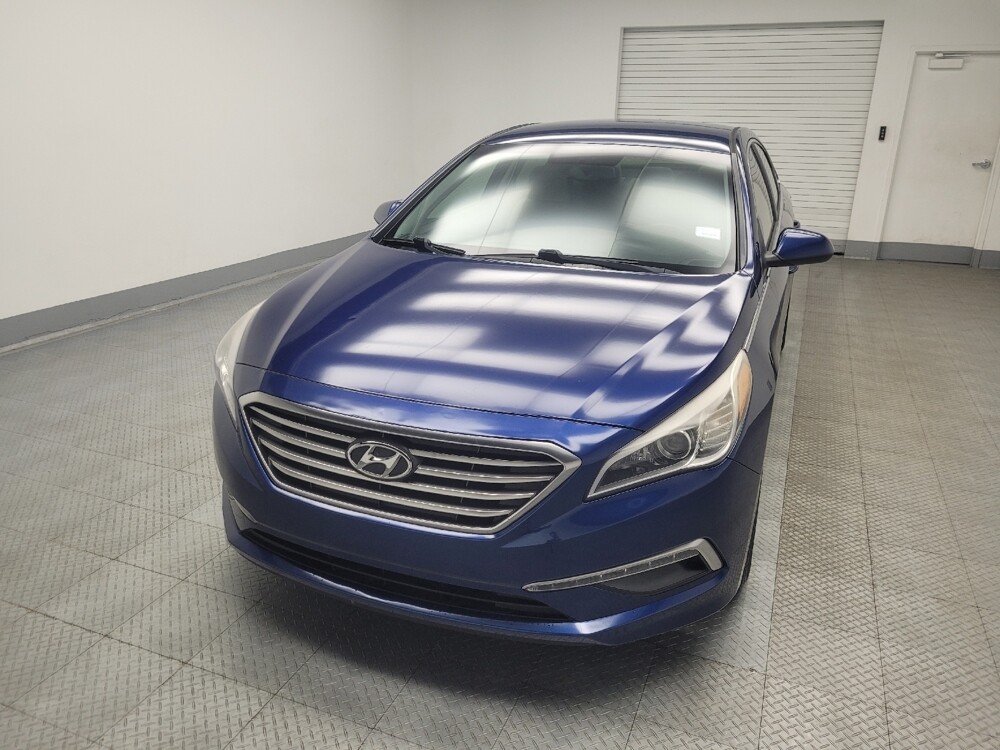 2015 Hyundai Sonata in Highland, IN 46322 - 18086774 15