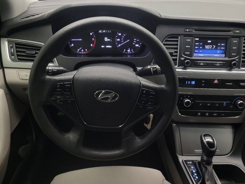 2015 Hyundai Sonata in Highland, IN 46322 - 18086774 22