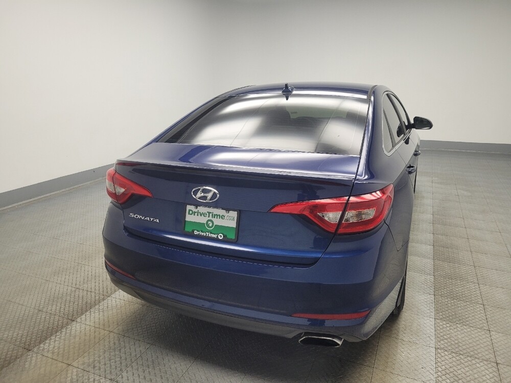 2015 Hyundai Sonata in Highland, IN 46322 - 18086774 7