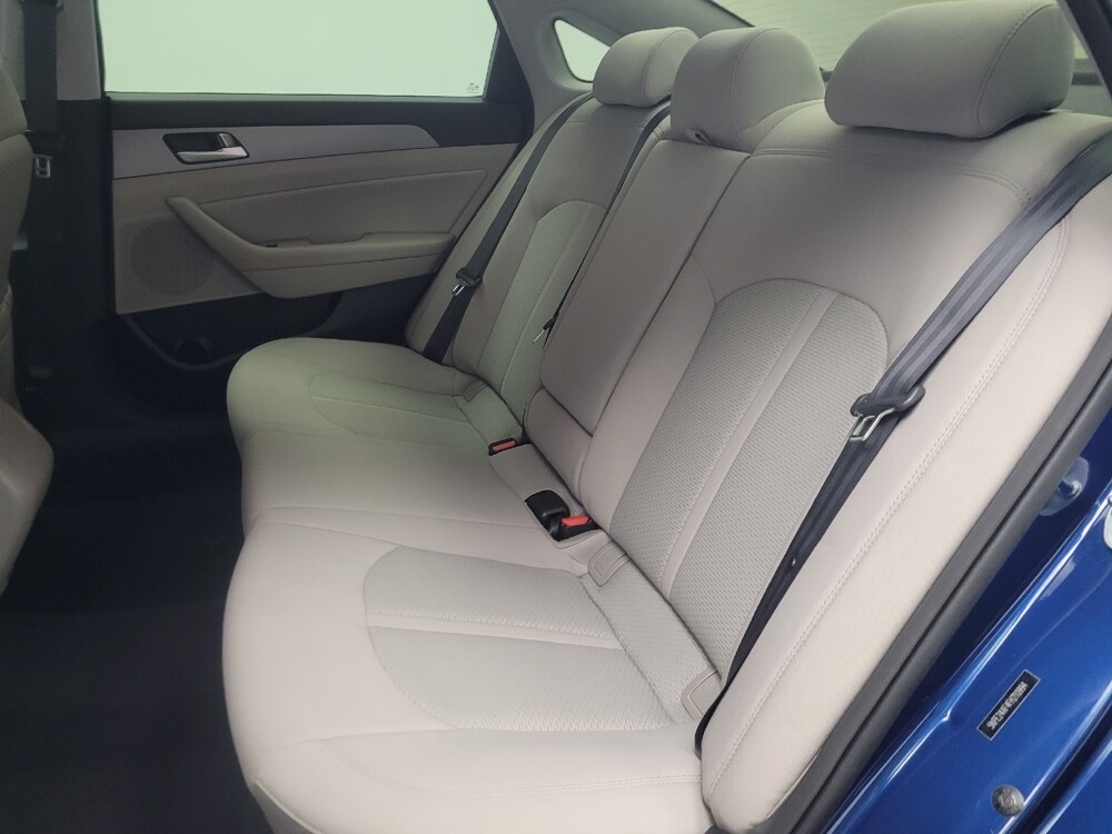 2015 Hyundai Sonata in Highland, IN 46322 - 18086774 18