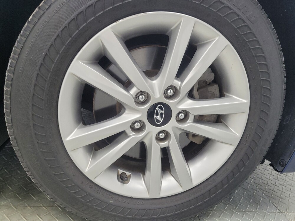 2015 Hyundai Sonata in Highland, IN 46322 - 18086774 31