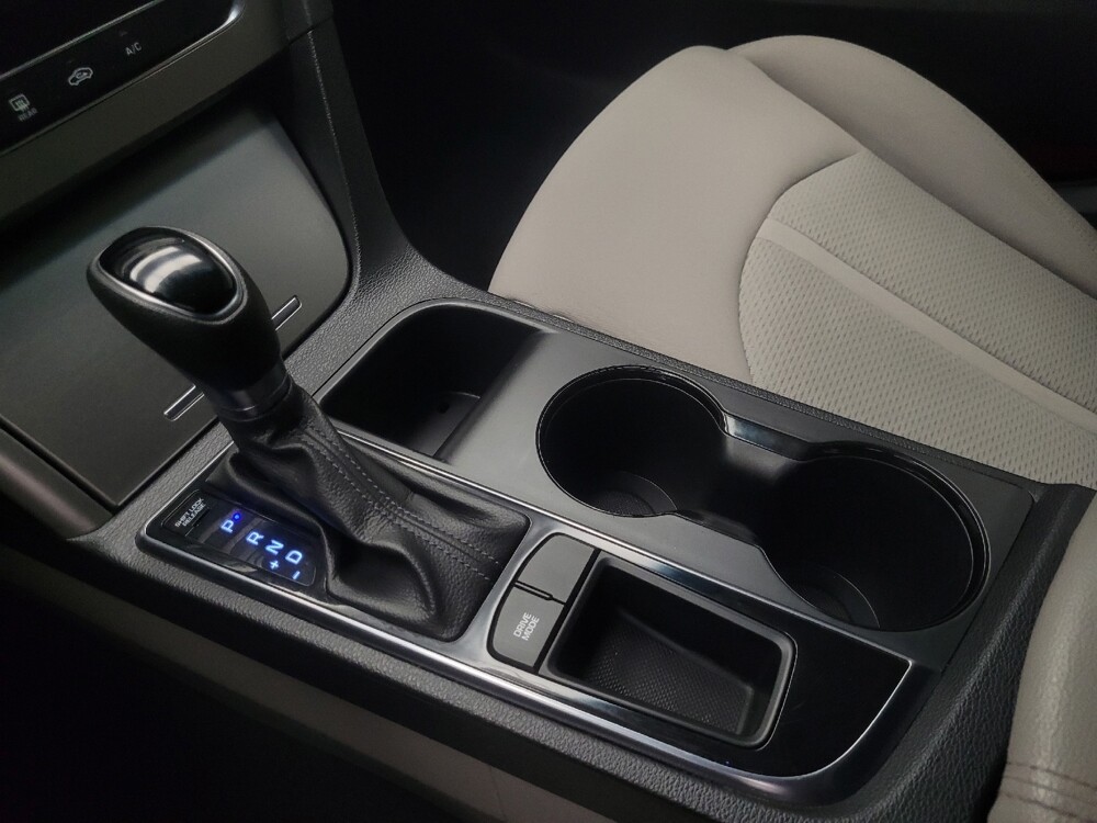 2015 Hyundai Sonata in Highland, IN 46322 - 18086774 26