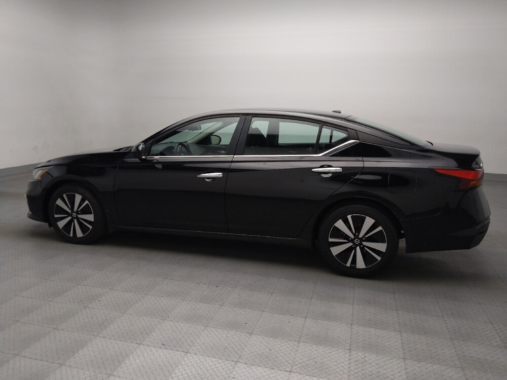 2021 Nissan Altima in Fort Worth, TX 76116 - 18086776 3
