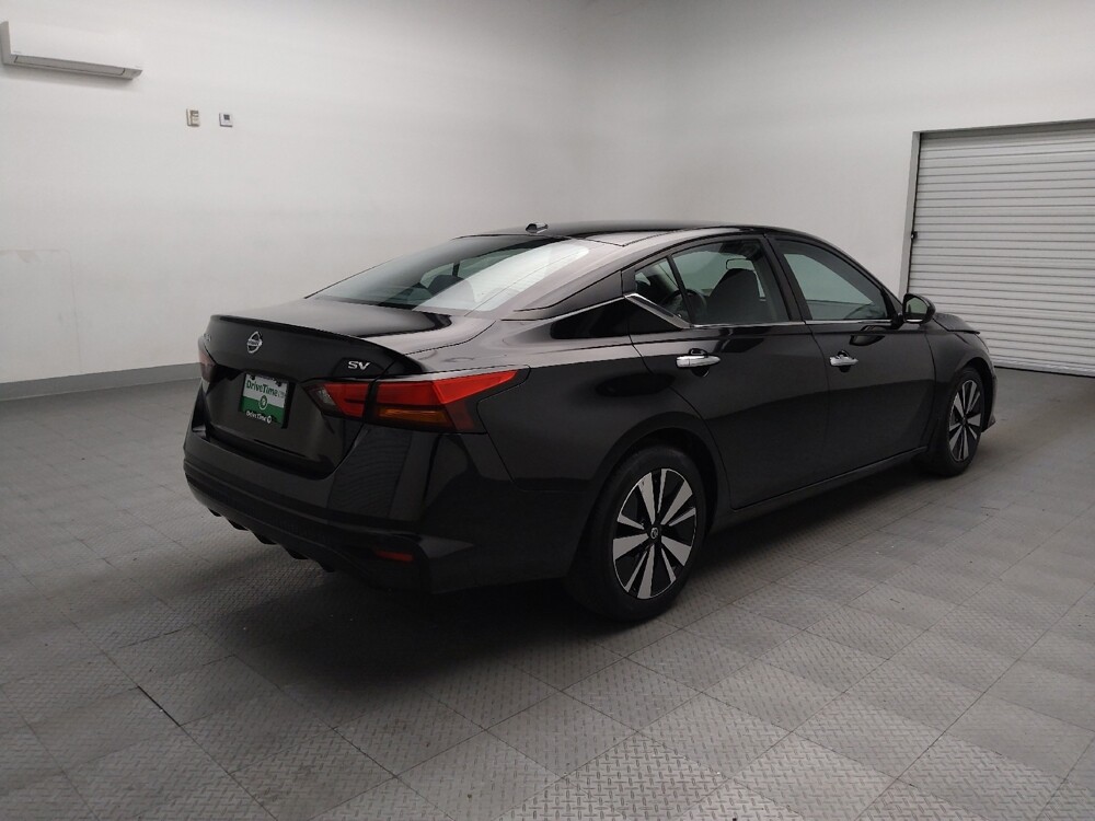 2021 Nissan Altima in Fort Worth, TX 76116 - 18086776 9