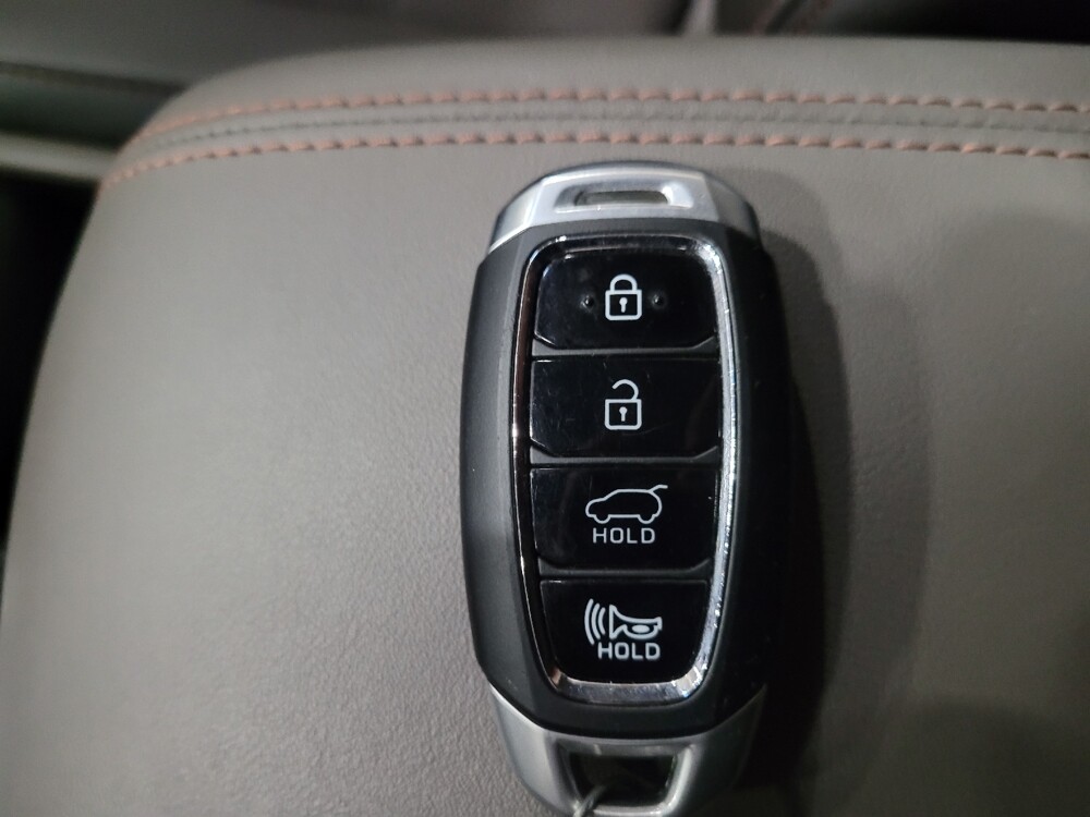 2020 Hyundai Santa Fe in Owings Mills, MD 21117 - 18086777 32