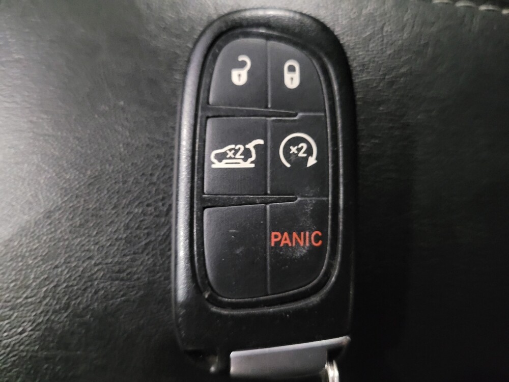 2019 Jeep Cherokee in Williamstown, NJ 8094 - 18086778 32