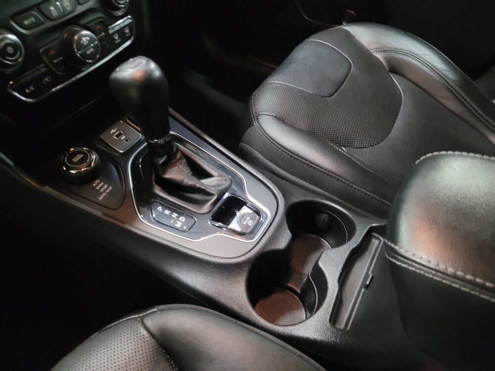 2019 Jeep Cherokee in Williamstown, NJ 8094 - 18086778 26