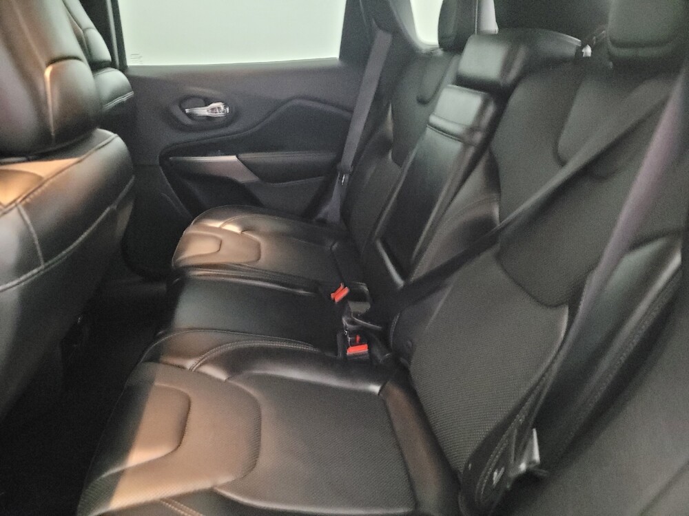 2019 Jeep Cherokee in Williamstown, NJ 8094 - 18086778 18